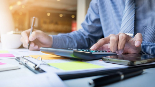 ¿Dónde se encuentra el folio fiscal en una factura electrónica?